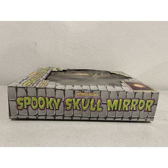 Vintage GAF Corp SPOOKY 3D Laughing SKULL 12½" Wall MIRROR Halloween Decor - Picture 12 of 15